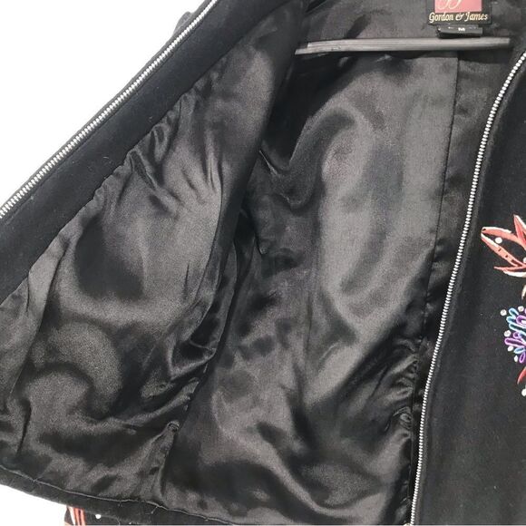 Signature Gordon & James Black Wool Colorful Embroidered Crop Jacket - Picture 12 of 15